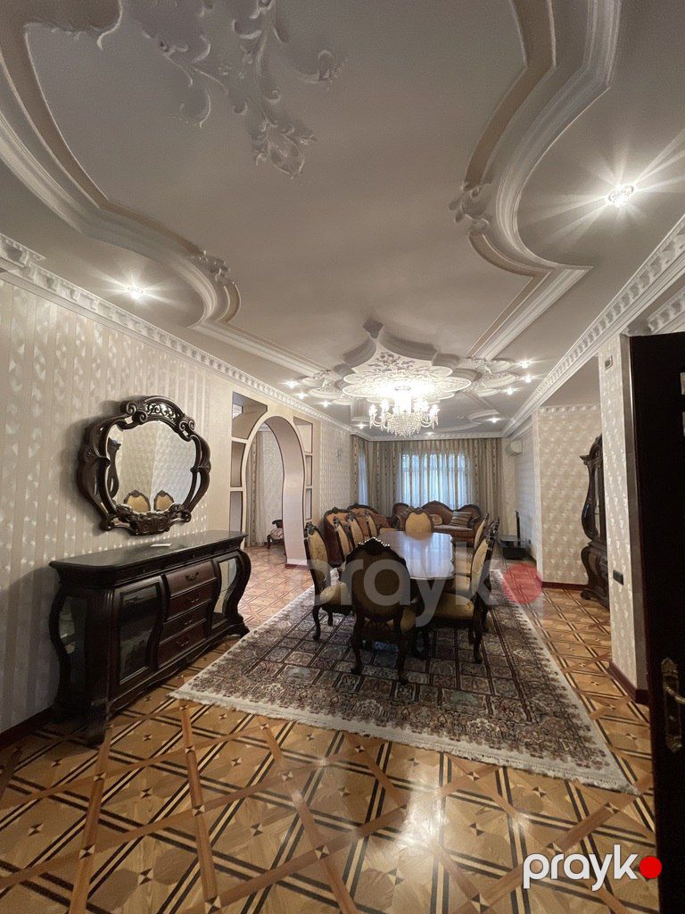 Satılır 8 otaqlı həyət evi/bağ evi 500 m² — Ev, villa, Bakı (9)