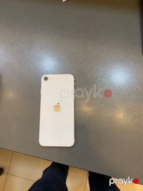 Apple iPhone SE (2020) White 64GB/3GB — Bakı