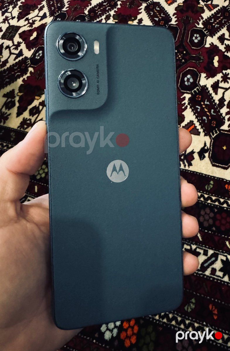 Motorola Moto G06 Pantone Laurel Oak 128GB/4GB — Smartfonlar, Bakı (2)