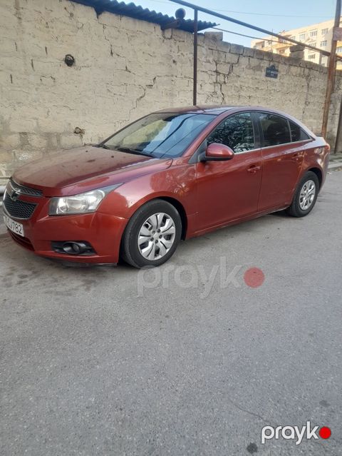 Chevrolet Cruze: 1.8 l 2012 il Sedan