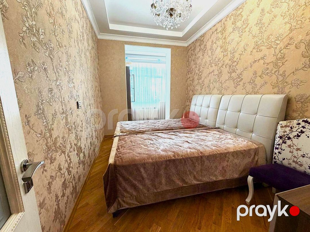 Satılır 3 otaqlı köhnə tikili 100 m² — Mənzil, Bakı (10)