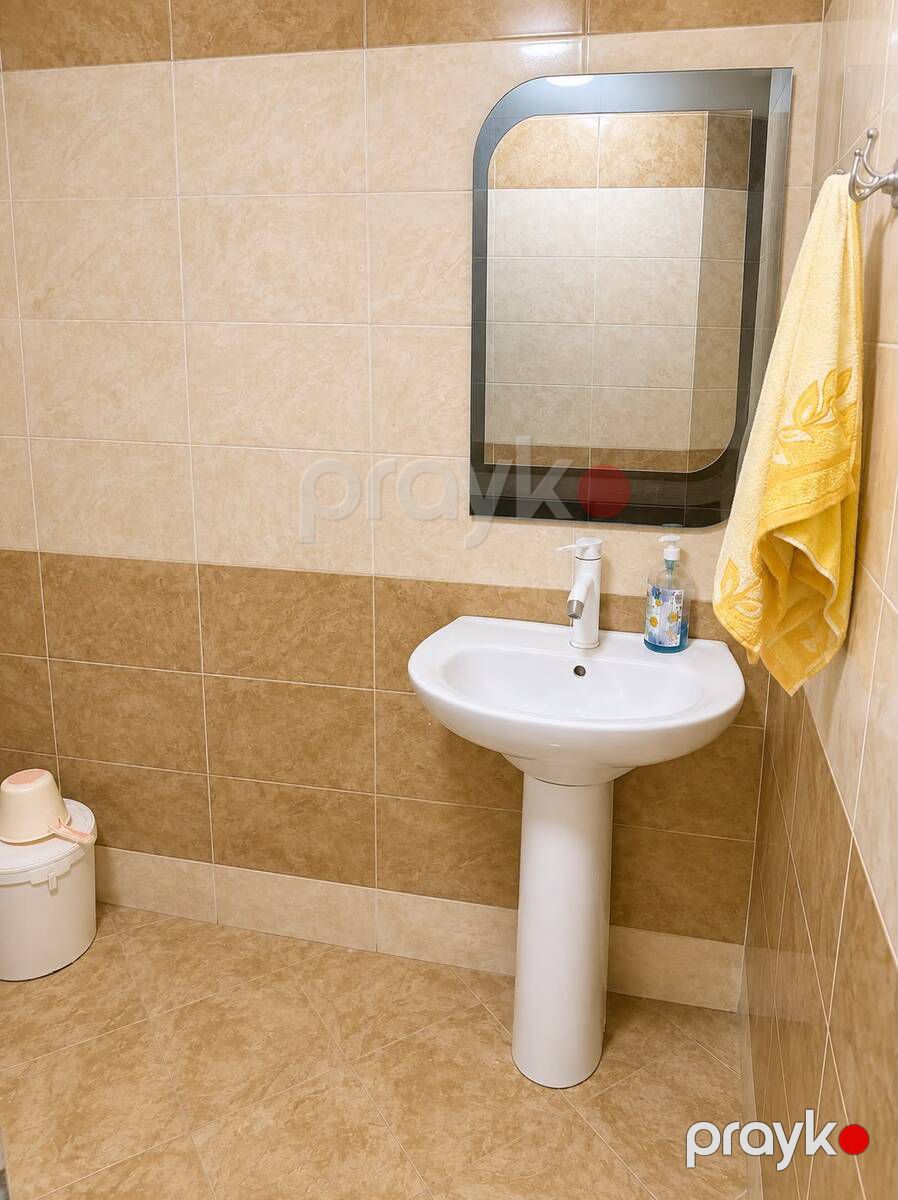 Satılır 4 otaqlı köhnə tikili 100 m² — Mənzil, Bakı (11)