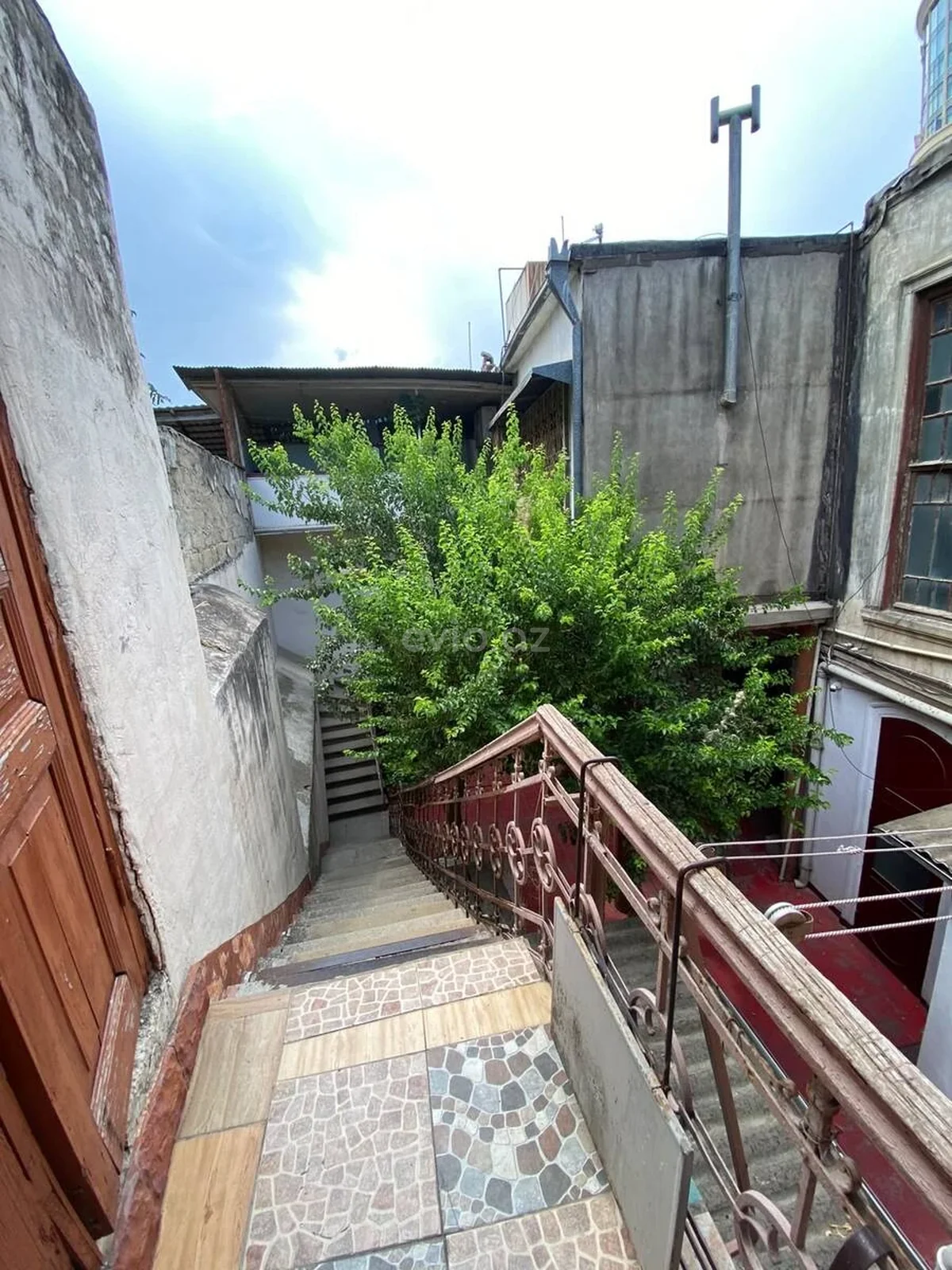 Kirayə 3 otaqlı mənzil Nizami metrosu yaxınlığında — Mənzil, Bakı (10)