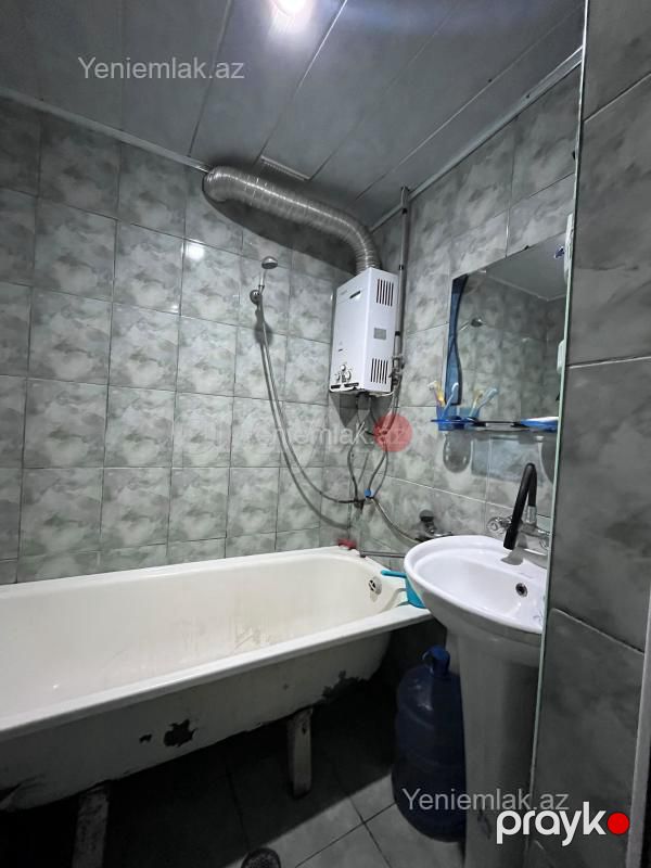 Satılır 2 otaqlı Bina evi menzil (Köhnə tikili), 48 m², 3-cü mikrorayon — Mənzil, Sumqayıt (12)
