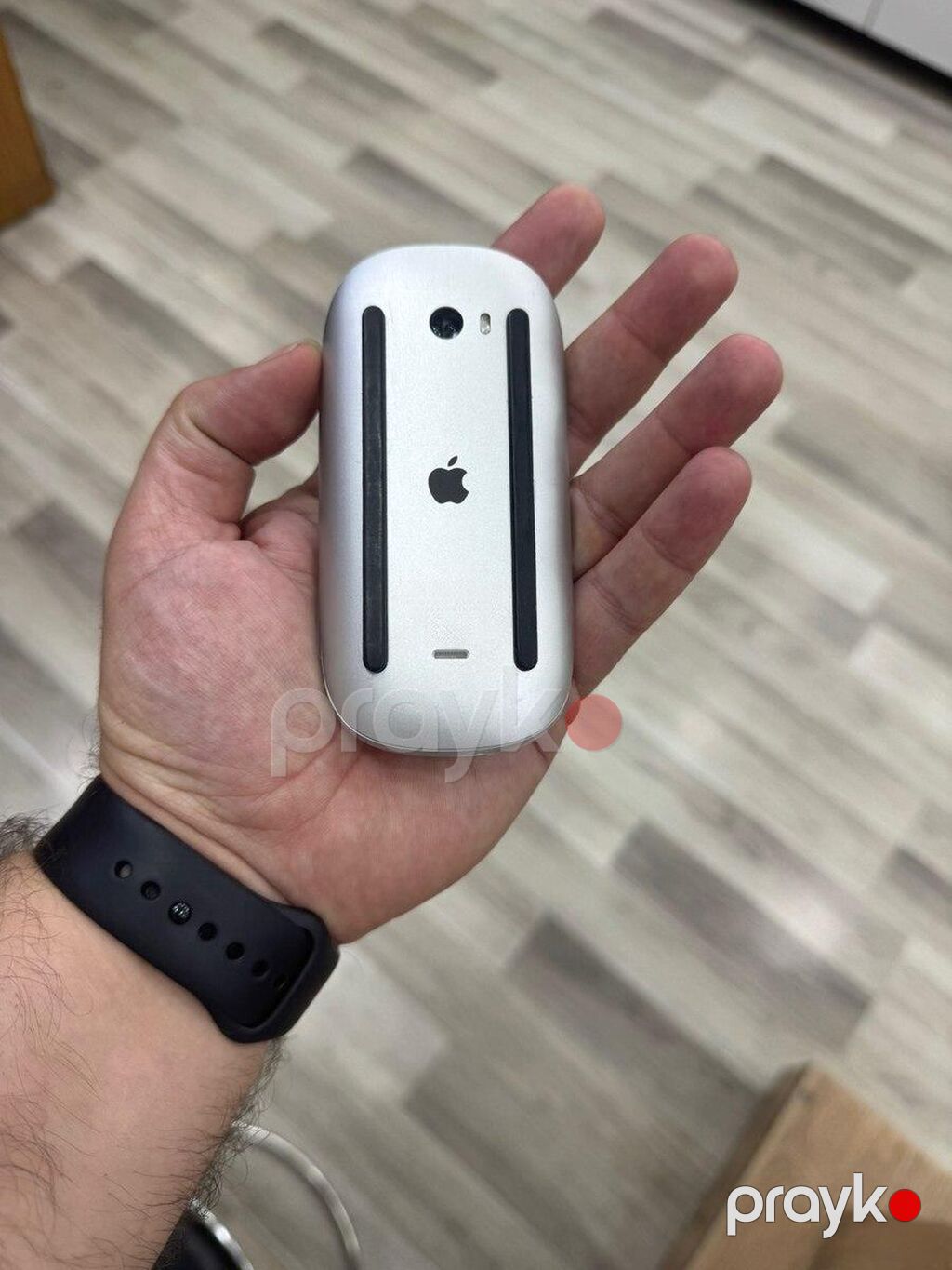 Apple Magic Mouse 2 Apple Magic Mouse 2 satılır. Az işlənmişdir, çox — Klaviaturalar və siçanlar, Bakı (2)