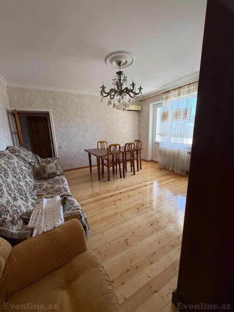 Kirayə verilir 4 otaqlı Mənzil Köhnə tikili 100 m² Bakı, Nəsimi r — Bakı