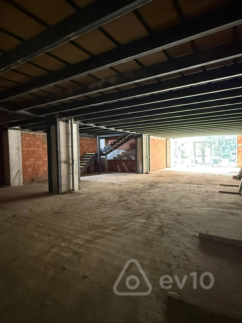 Obyekt, 385 m², Nəcəfqulu Rəfiyev k. — kirayə — Əmlak, Bakı (9)