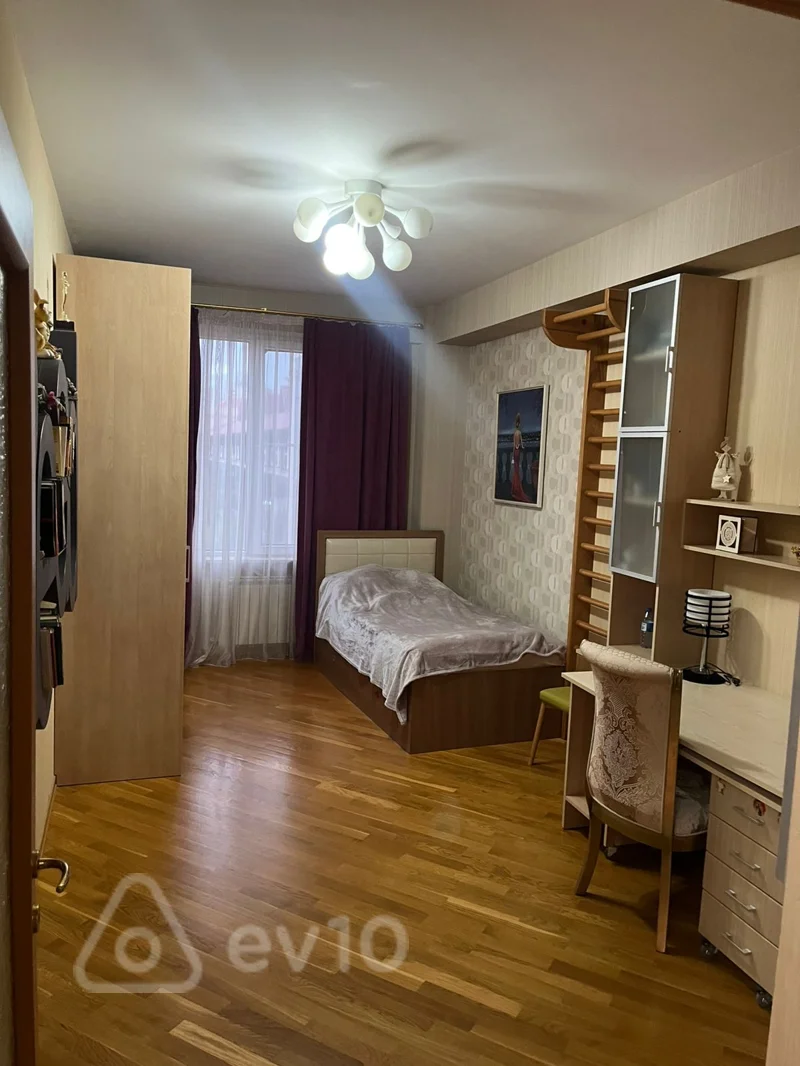 4 otaqlı mənzil, 185 m², 28 may metrosu — kirayə — Mənzil, Bakı (11)