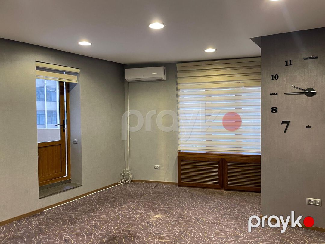 Satılır 5 otaqlı ofis 200 m² — Ofis, Bakı (12)