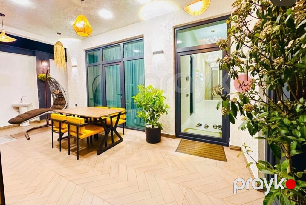 Müasir dizaynlı, şəxsi hovuzlu həyət evi - İsti hovuz — Ev, villa, Bakı (2)