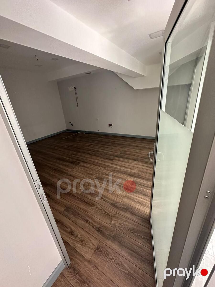 Satılır obyekt 135 m² — Əmlak, Bakı (5)