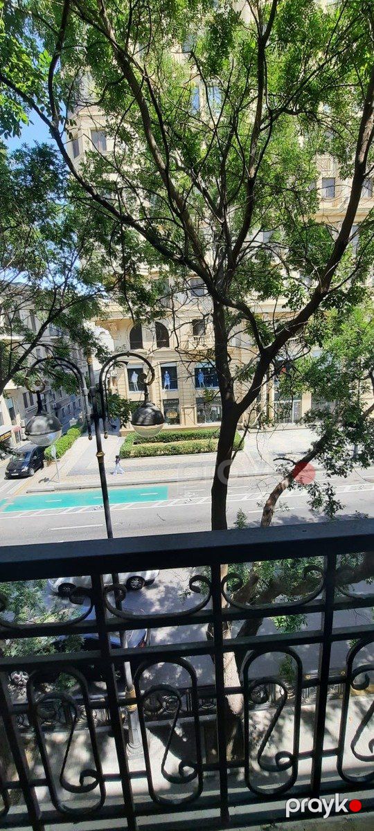 İcarəyə verilir 4 otaqlı köhnə tikili 100 m² — Mənzil, Bakı (8)