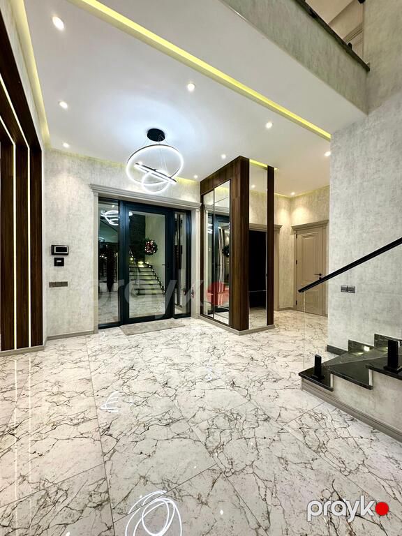 Satılır 5 otaqlı həyət evi/bağ evi 300 m² — Ev, villa, Bakı (12)