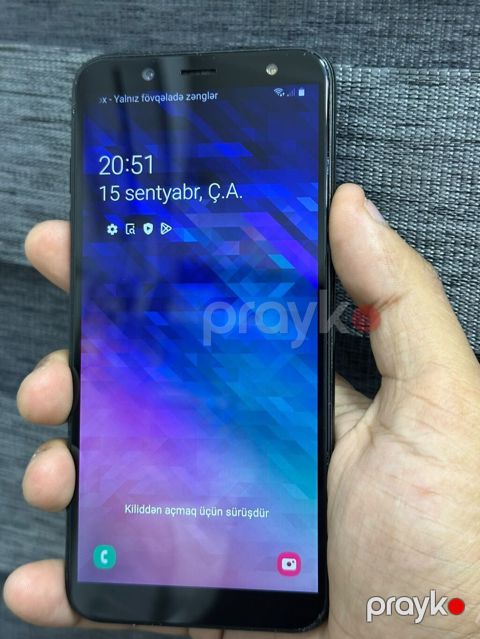 Samsung 32 GB, rəng - Qara, İki sim kartlı — Bakı