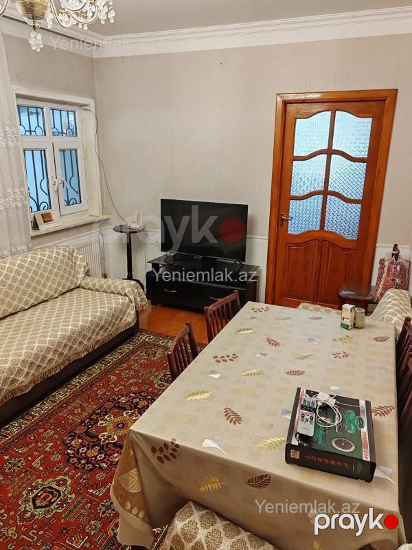 Satılır 6 otaqlı Bina evi menzil (Köhnə tikili), 110 m², Binəqədi rayonu — Mənzil, Bakı (2)