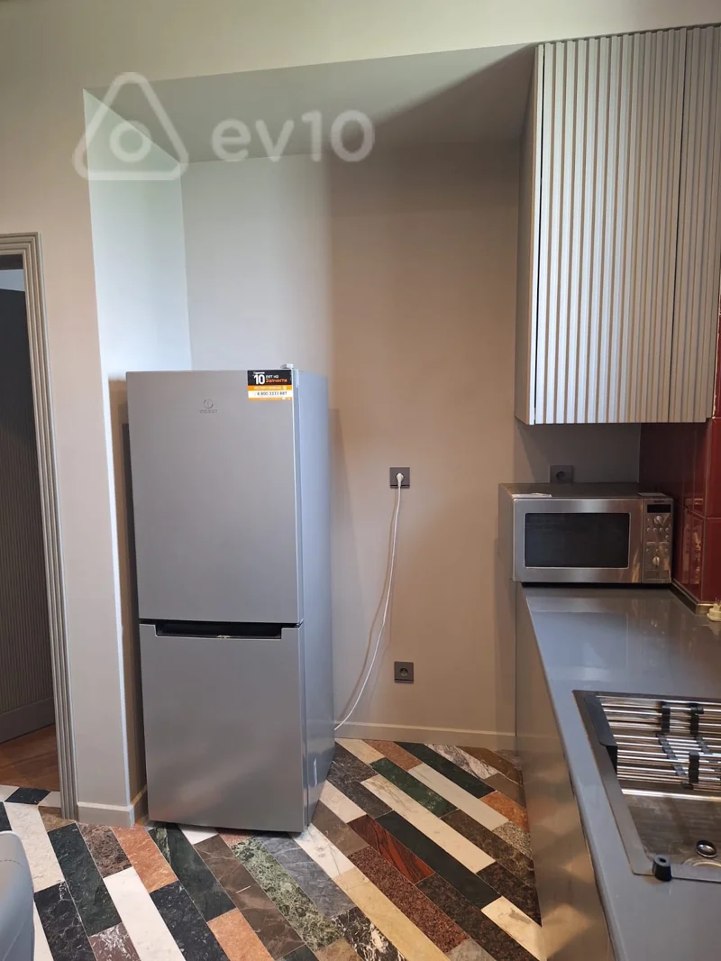 3 otaqlı mənzil, 105 m², Təbriz küçəsi — kirayə — Mənzil, Bakı (11)