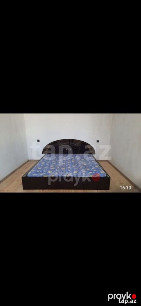 Zabrat 1 qəsəbəsində 2 otaqlı bina evi kirayə verilir ev tam — Digah
