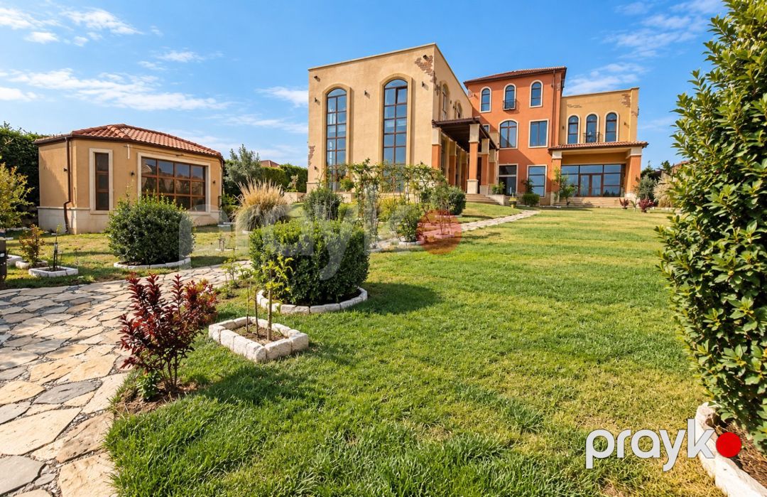 Villa, Badamdar qəs — Ev, villa, Bakı (7)