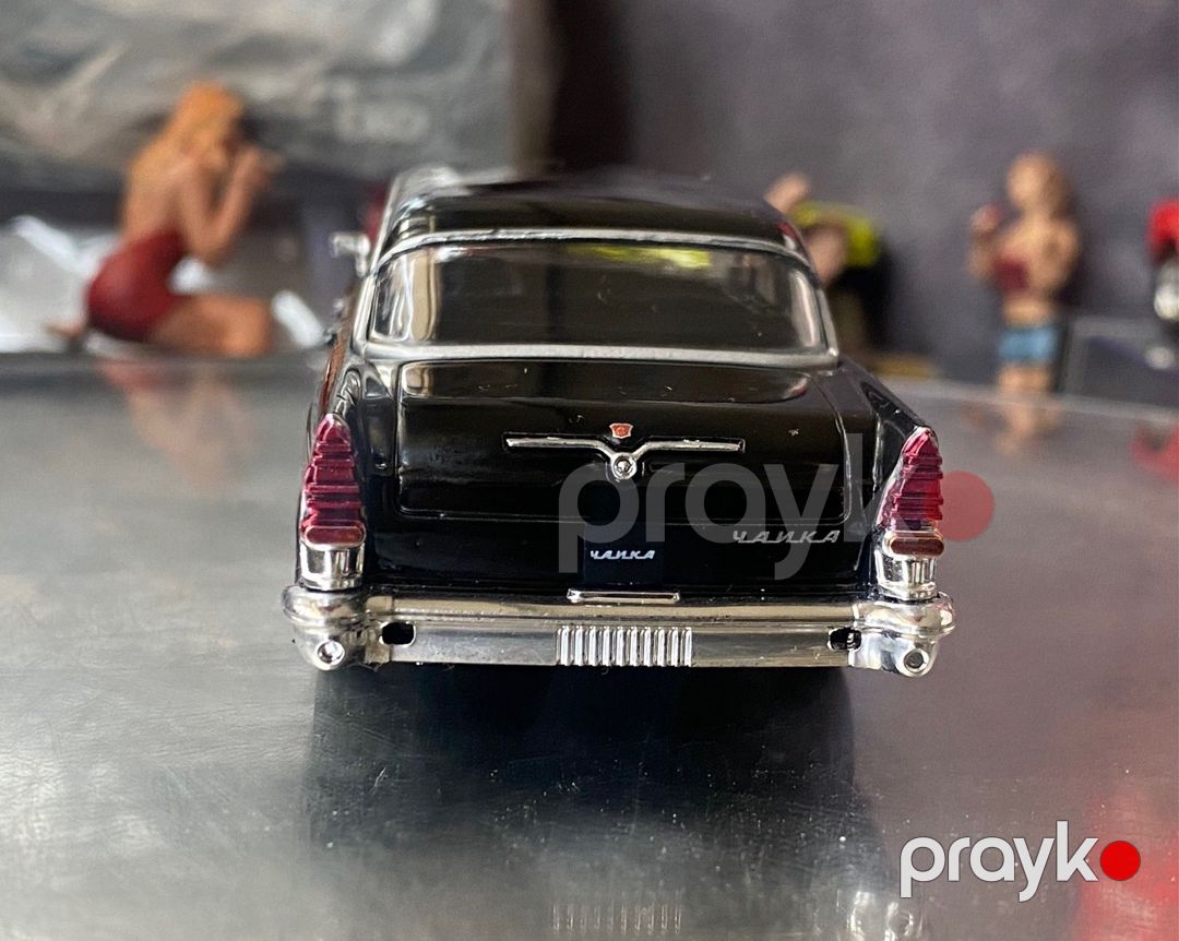 Коллекционная модель GAZ-13 Chayka black 1960 — Kolleksiyalar, Bakı (7)