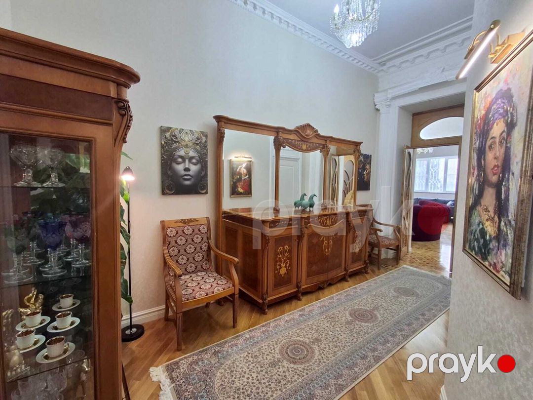 Satılır 5 otaqlı köhnə tikili 150 m² — Mənzil, Bakı (5)