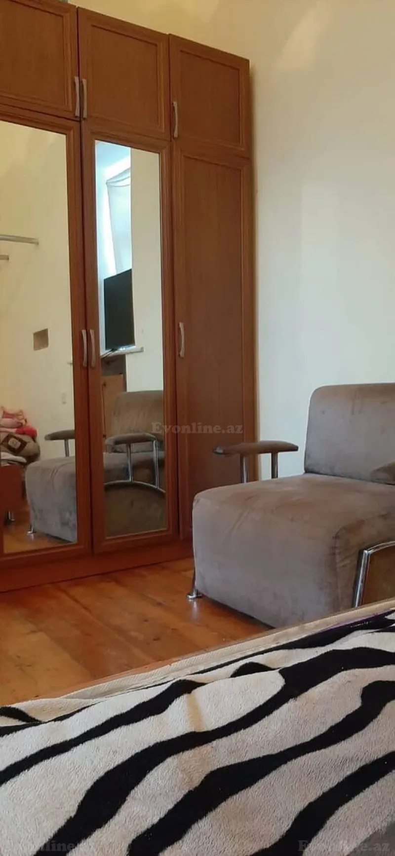 Kirayə verilir 1 otaqlı Mənzil Köhnə tikili 31 m² Bakı, Səbail r., Bayıl — Mənzil, Bakı (3)