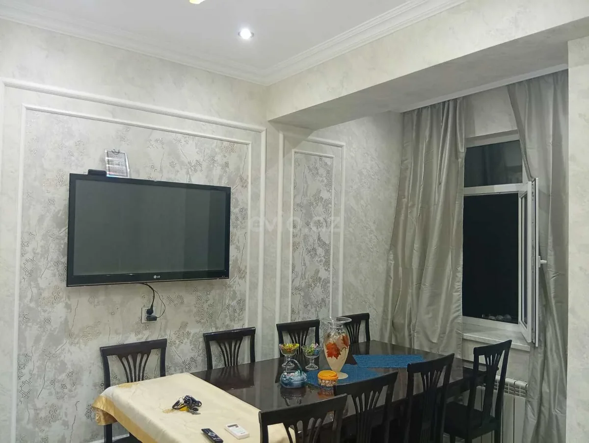 2 otaqlı orta təmirli mənzil satılır Yeni Yasamal qəsəbəsində — Bakı