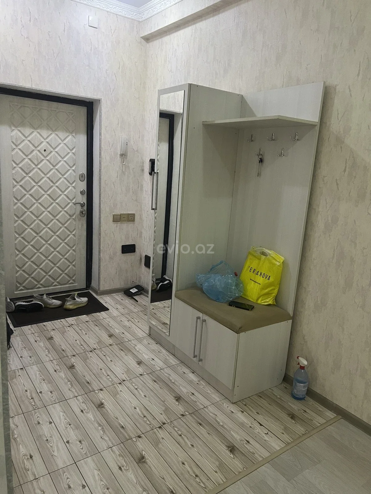 Kirayə 2 otaqlı mənzil Elmlər Akademiyası metrosu yaxınlığında — Mənzil, Bakı (10)