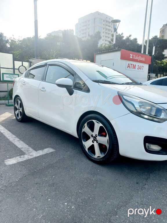 Kia Rio, 1.6 L, 2013 il, 388 888 km — Avtomobillər, Bakı (3)
