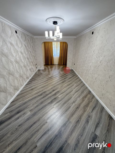 Satılır 3 otaqlı köhnə tikili 75 m² — Bakı