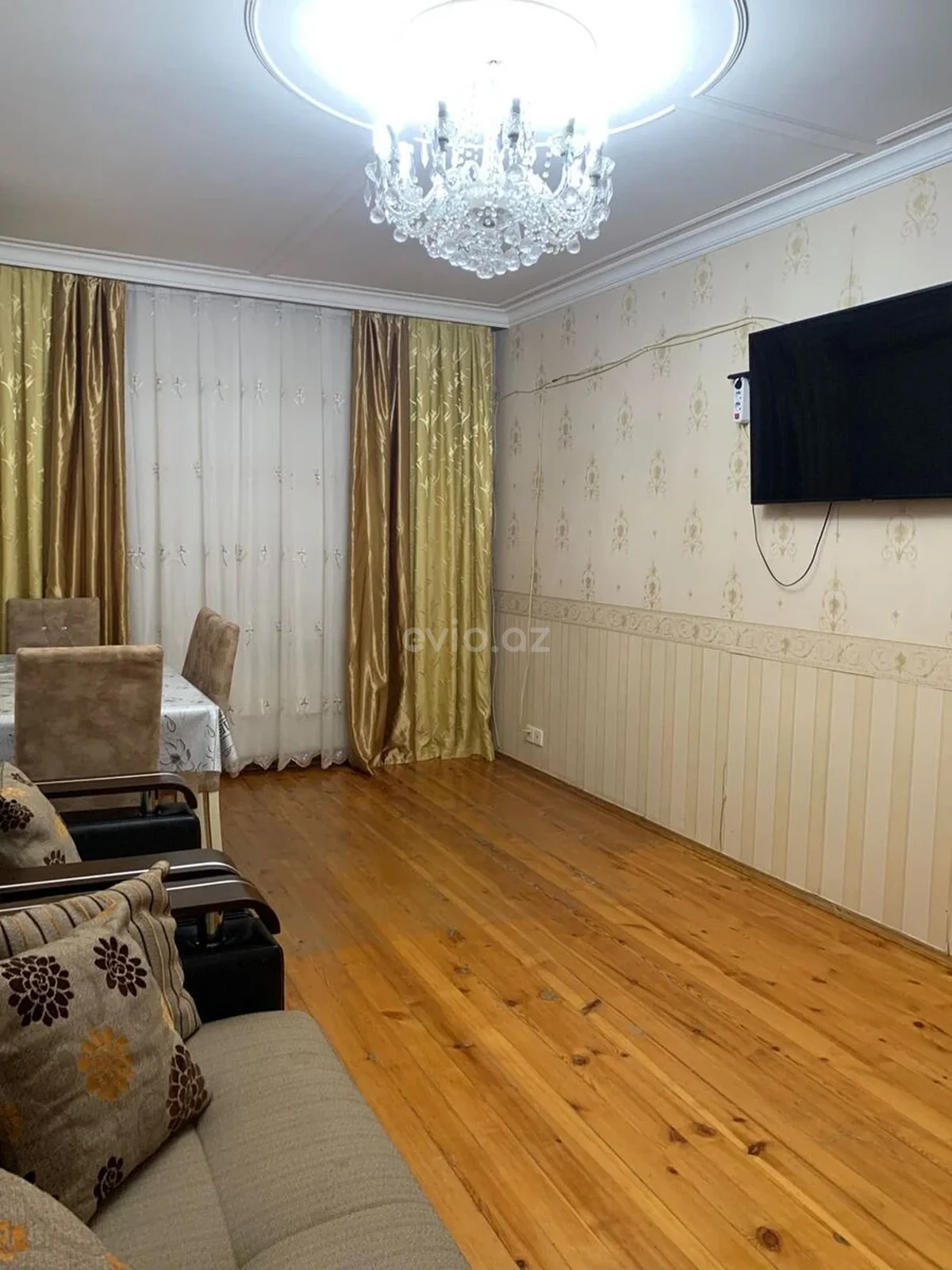 Kirayə 3 otaqlı mənzil Yeni Günəşli qəsəbəsində — Bakı