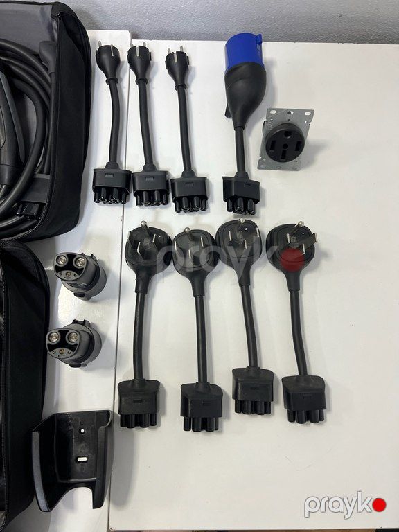 Tesla adapteri — Ehtiyat hissələri və aksesuarlar, Bakı (3)
