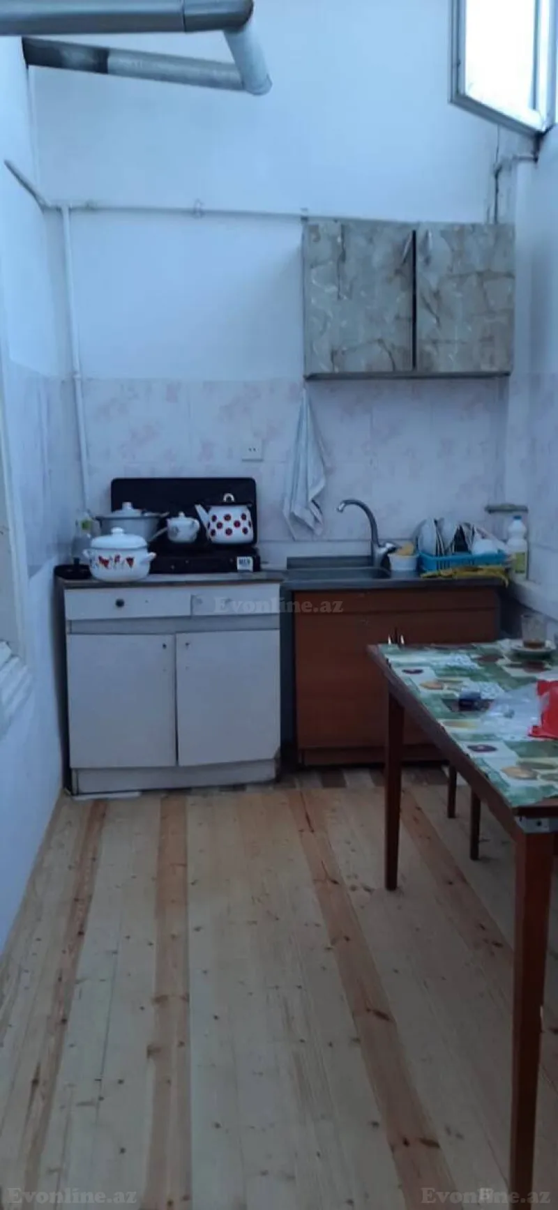 Kirayə verilir 1 otaqlı Mənzil Köhnə tikili 31 m² Bakı, Səbail r., Bayıl — Mənzil, Bakı (4)