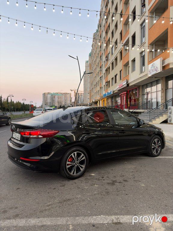 Hyundai Avante, 1.6 L, 2016 il, 245 000 km — Avtomobillər, Sumqayıt (6)