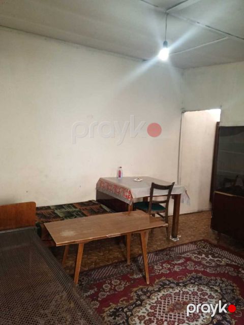 İcarəyə verilir 2 otaqlı köhnə tikili 35 m² — Bakı