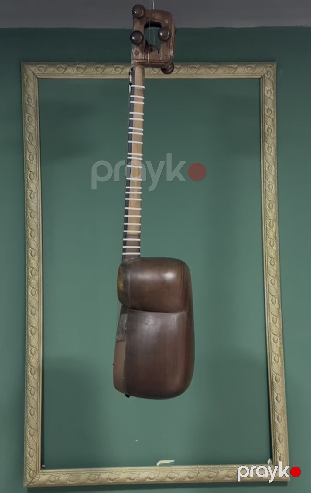 1960 cı ilin Tarı. Mükəmməl səslənməsi var. Üzü və qol pərdələri 1 — Gitarlar və digər simli alətlər, Digah (4)
