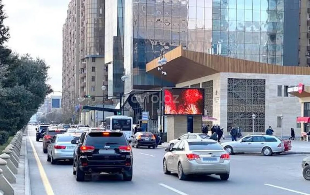 Kirayə 3 otaqlı mənzil Şah İsmayıl Xətai metrosu yaxınlığında — Mənzil, Bakı (5)