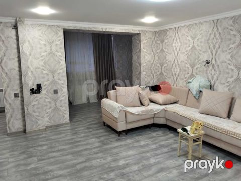 Satılır 2 otaqlı köhnə tikili 53 m² — Bakı