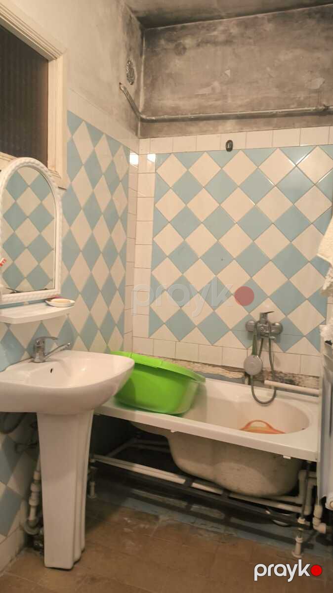 Satılır 2 otaqlı köhnə tikili 60 m² — Mənzil, Bakı (8)