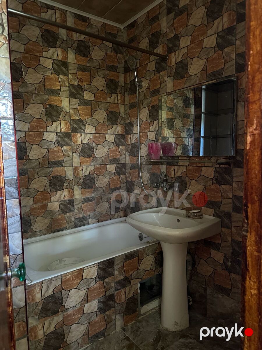 İcarəyə verilir 2 otaqlı köhnə tikili 55 m² — Mənzil, Bakı (9)
