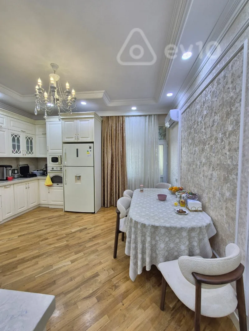 3 otaqlı mənzil, 145 m², Abbas Mirzə Şərifzadə küçəsi — Mənzil, Bakı (11)