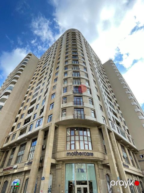 Satılır 4 otaqlı yeni tikili 221 m²