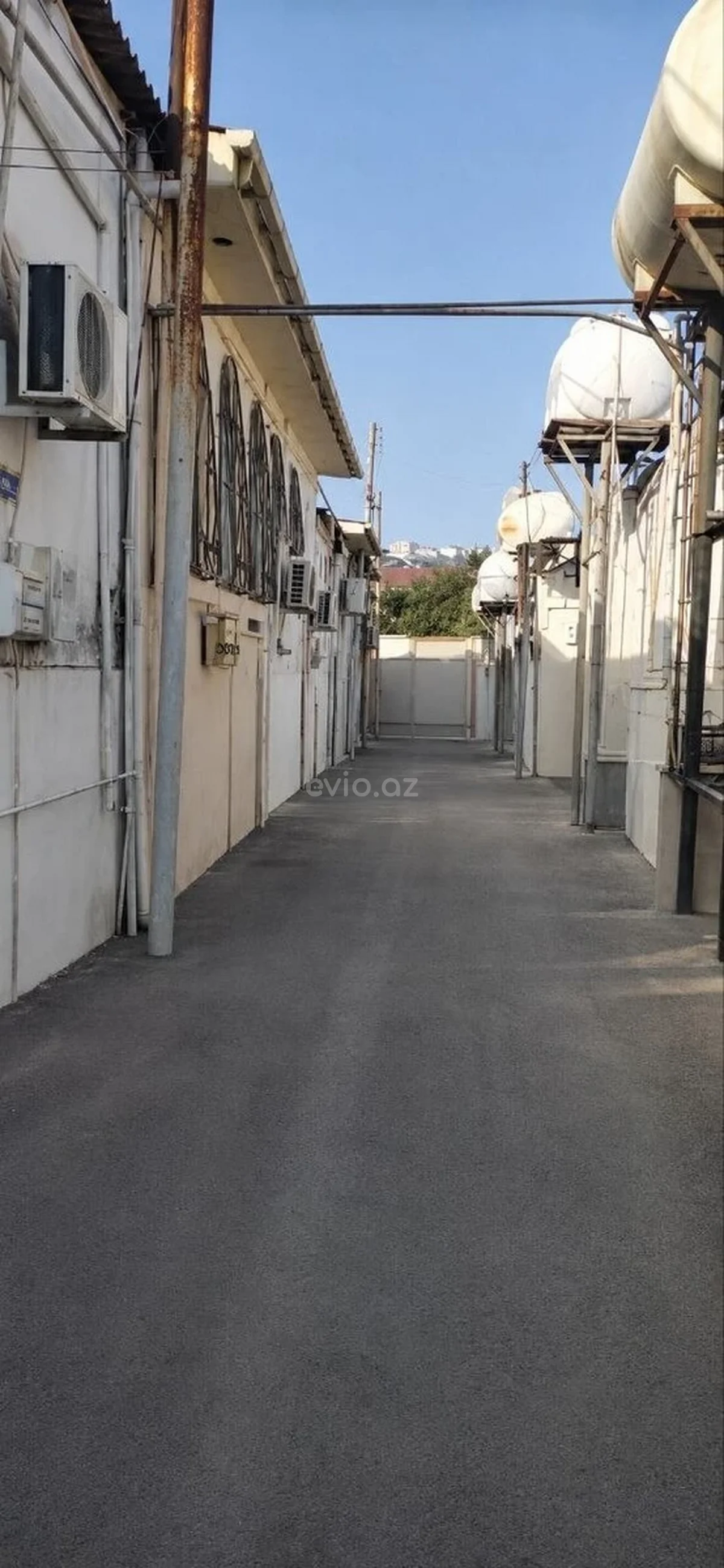 Kirayə 3 otaqlı mənzil 20-ci sahə qəsəbəsində — Mənzil, Bakı (11)