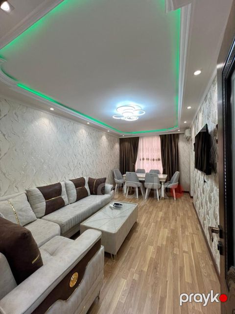 Satılır 5 otaqlı köhnə tikili 110 m² — Bakı