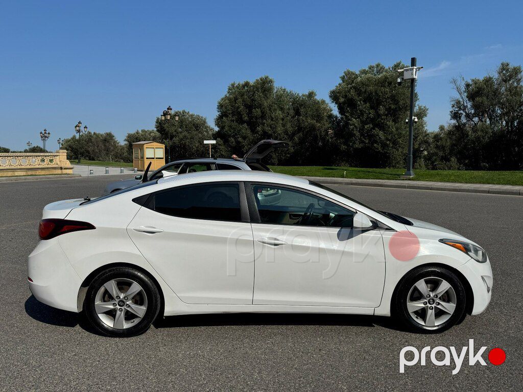 Hyundai Elantra, 1.8 L, 2015 il, 315 431 km — Avtomobillər, Bakı (6)