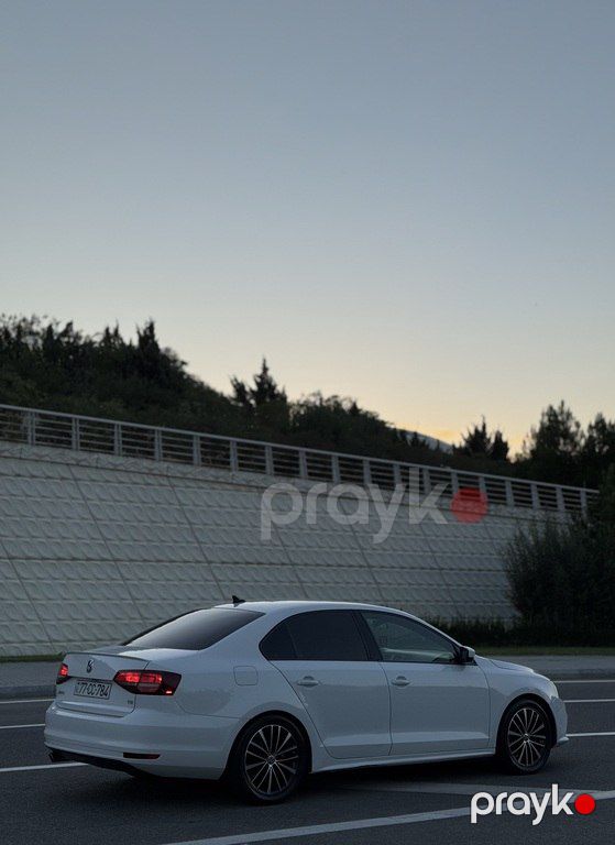 Volkswagen Jetta, 1.8 L, 2016 il, 136 800 km — Avtomobillər, Bakı (8)