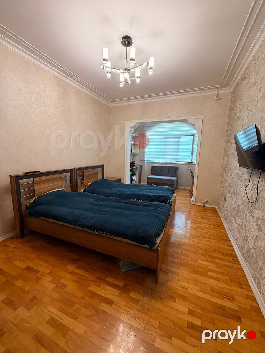 Satılır 4 otaqlı köhnə tikili 113 m² — Mənzil, Bakı (8)