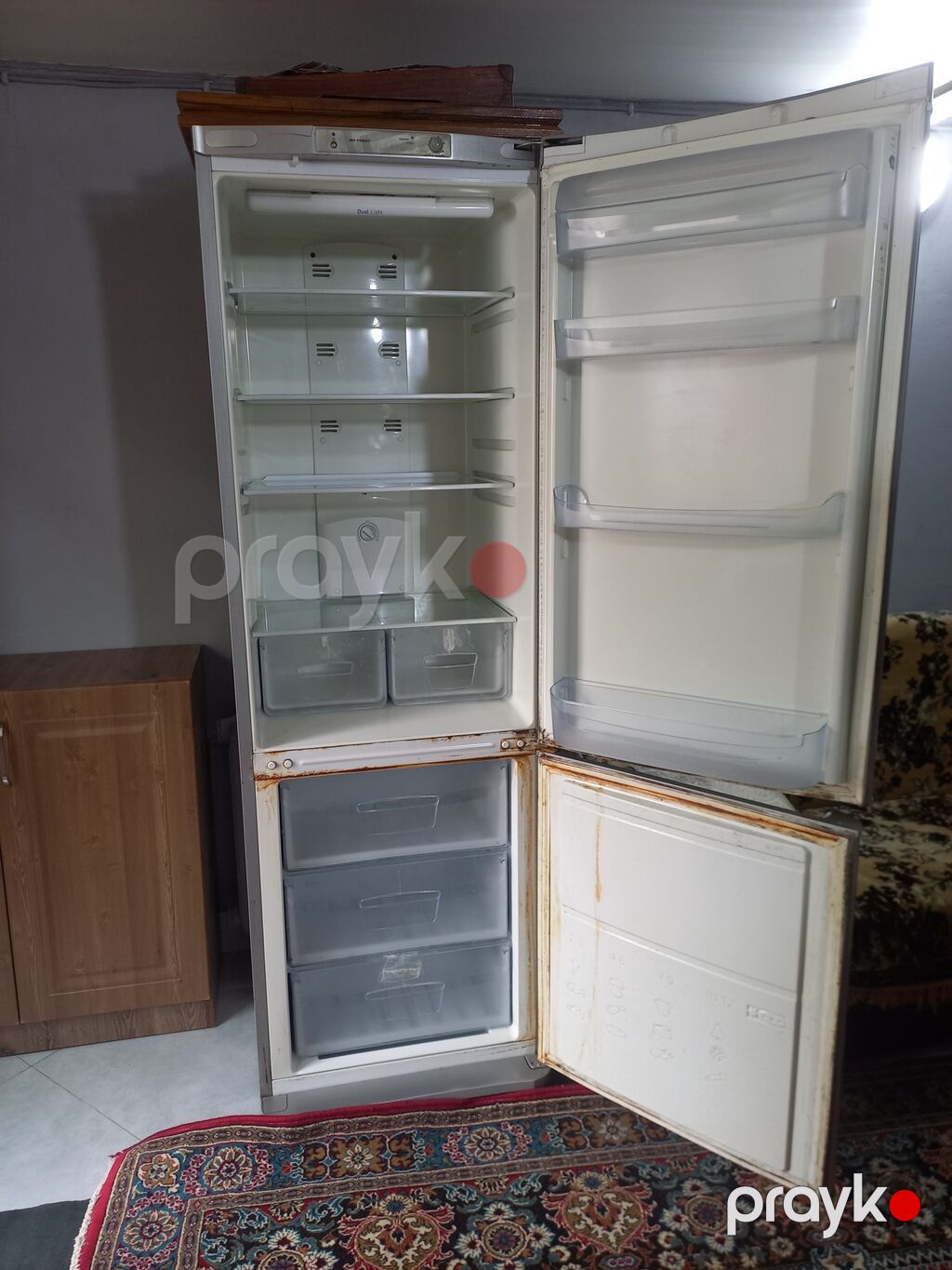 Indesit iki qapılı soyuducu - Rəng: metalik gümüş - Üst bölmə — Soyuducular, Bakı (2)