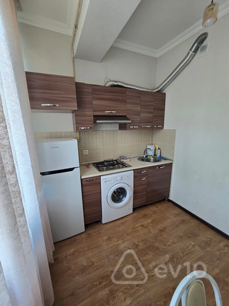 1 otaqlı mənzil, 45 m², Bakı, Bakı Müstəqillik Küçəsi — kirayə — Mənzil, Bakı (2)