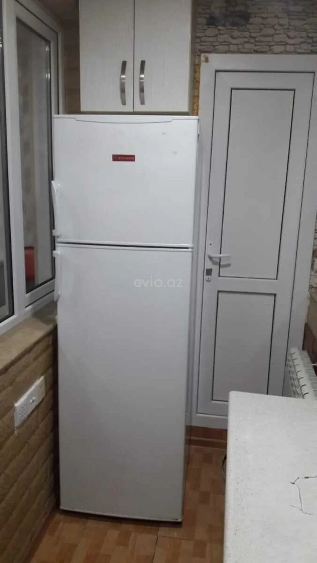 Kirayə 3 otaqlı mənzil Nəsimi metrosu yaxınlığında — Mənzil, Bakı (11)