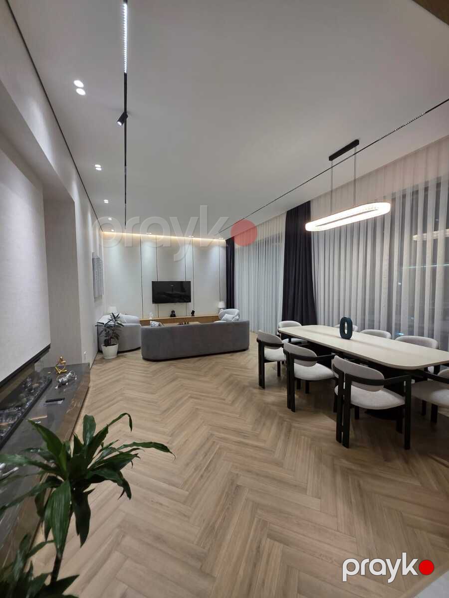 Satılır 5 otaqlı həyət evi/bağ evi 300 m² — Ev, villa, Bakı (12)
